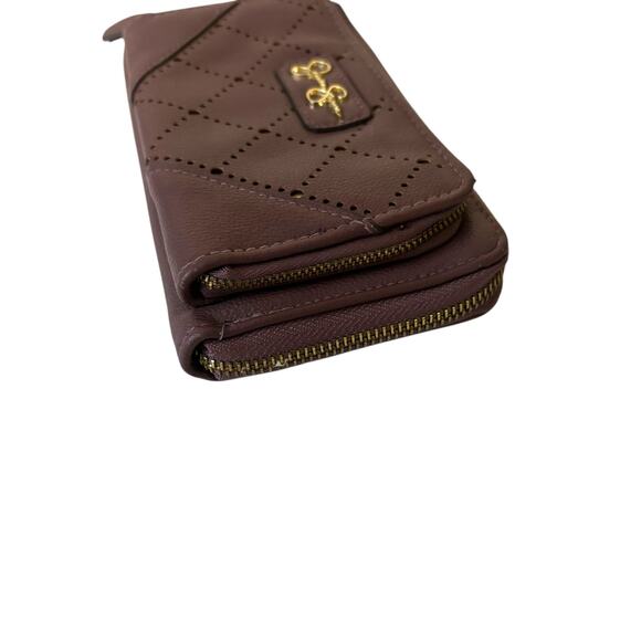 Jessica Simpson Patrice Zippered Wallet Wristlet Faux Leather Gold Eyelet - Picture 5 of 14